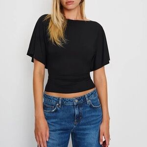 Reformation Avery Knit Top in Black 🖤